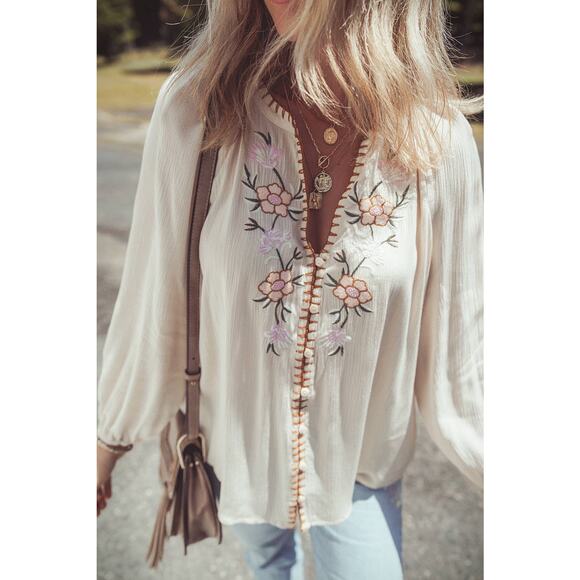 Boho Embroidered Blouse Cream Floral Peasant Sleeves Top L Cottagecore Coquette - Picture 2 of 10